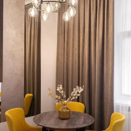 Avangard Franko* Art Apartment Lviv
