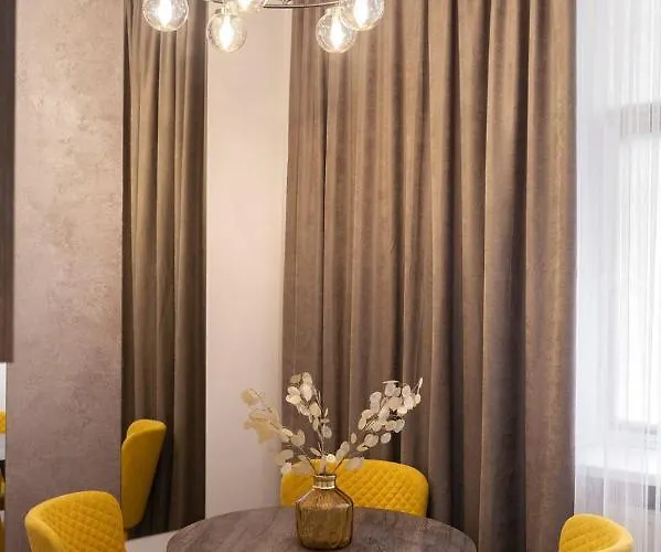 Avangard Franko* Art Apartment Lviv